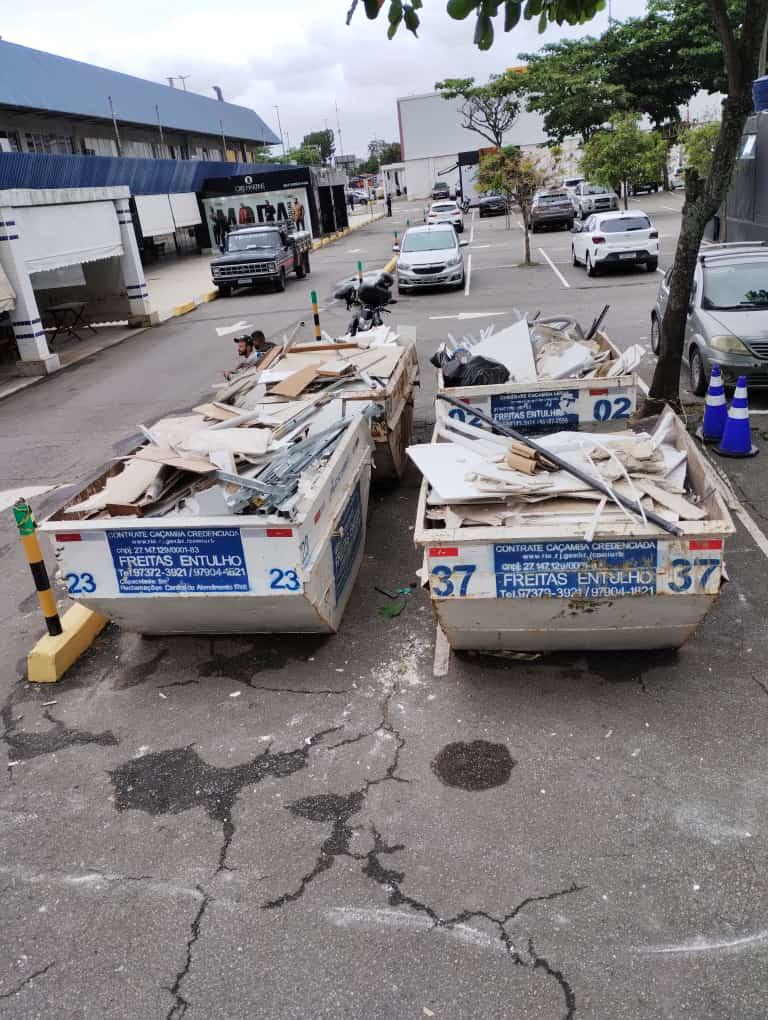 Caçamba em uso 1